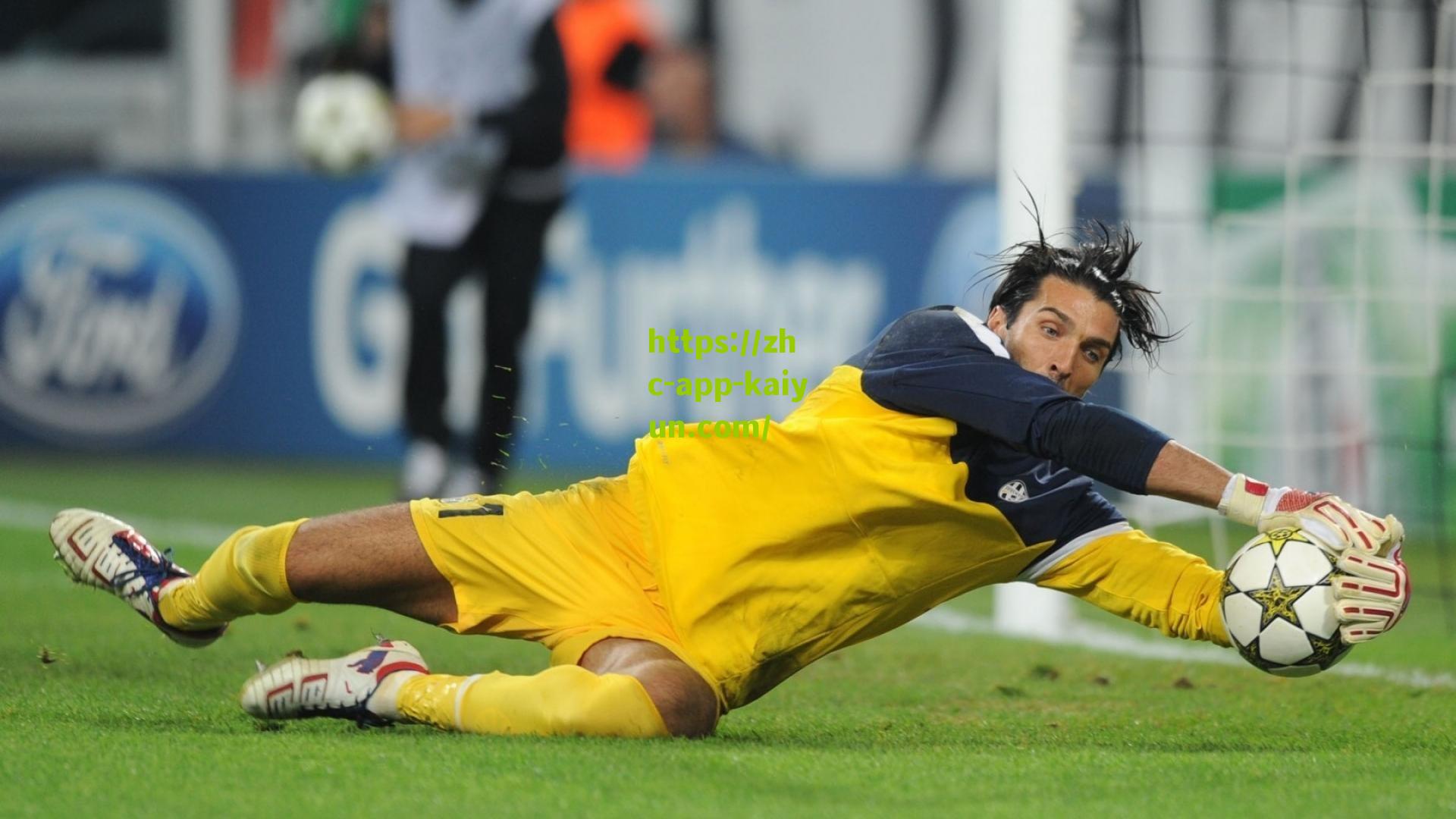 开云：狼队官方宣布萨拉维亚今夏离队，结束一年半英超征程